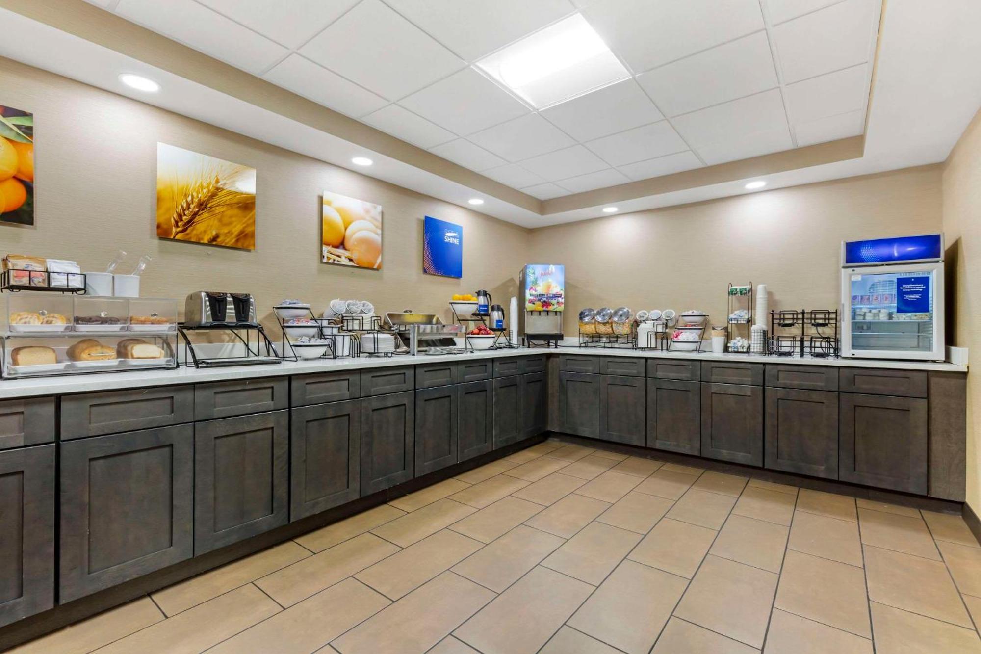 Comfort Inn Herndon-Reston Ngoại thất bức ảnh