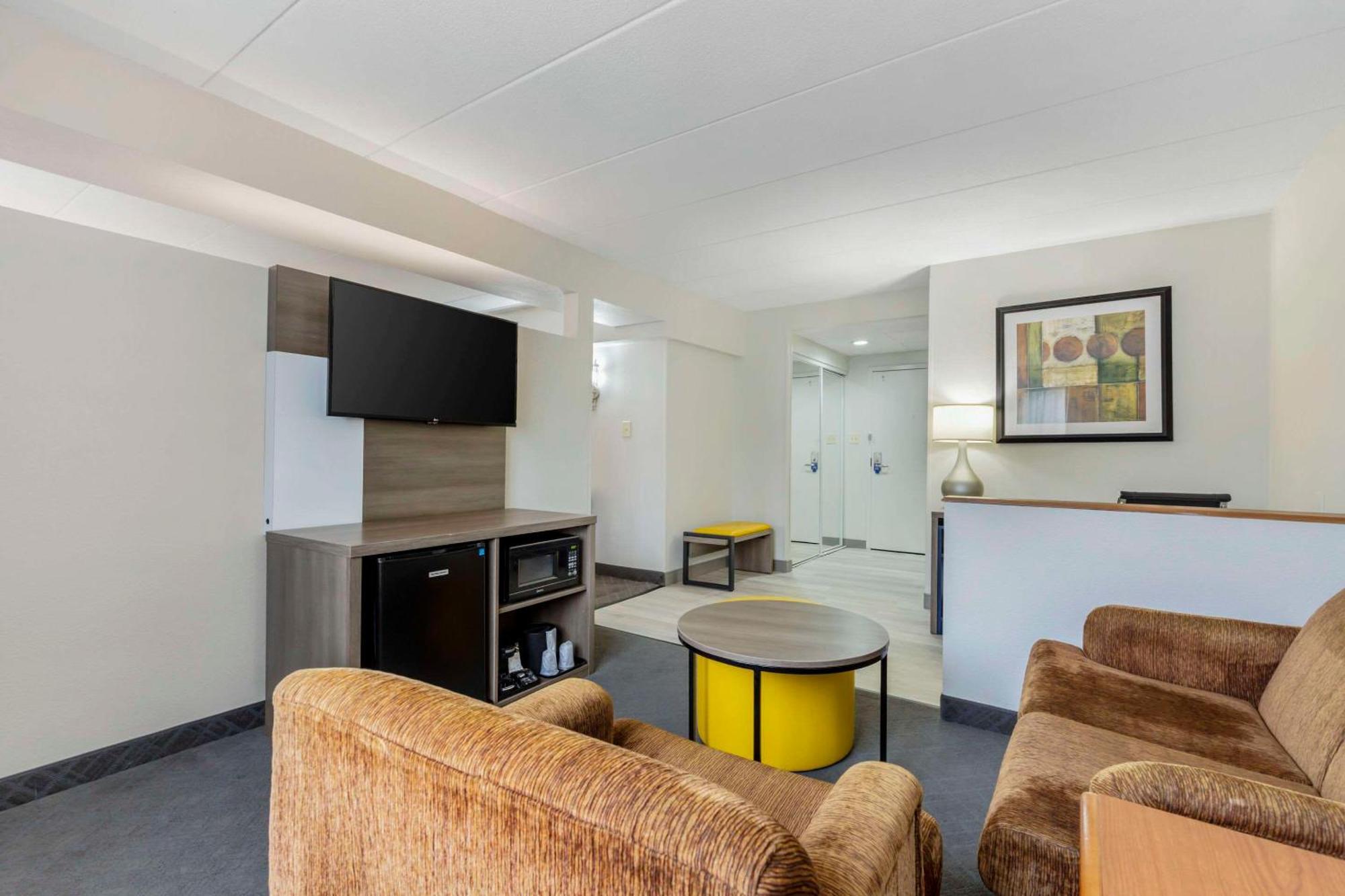 Comfort Inn Herndon-Reston Ngoại thất bức ảnh