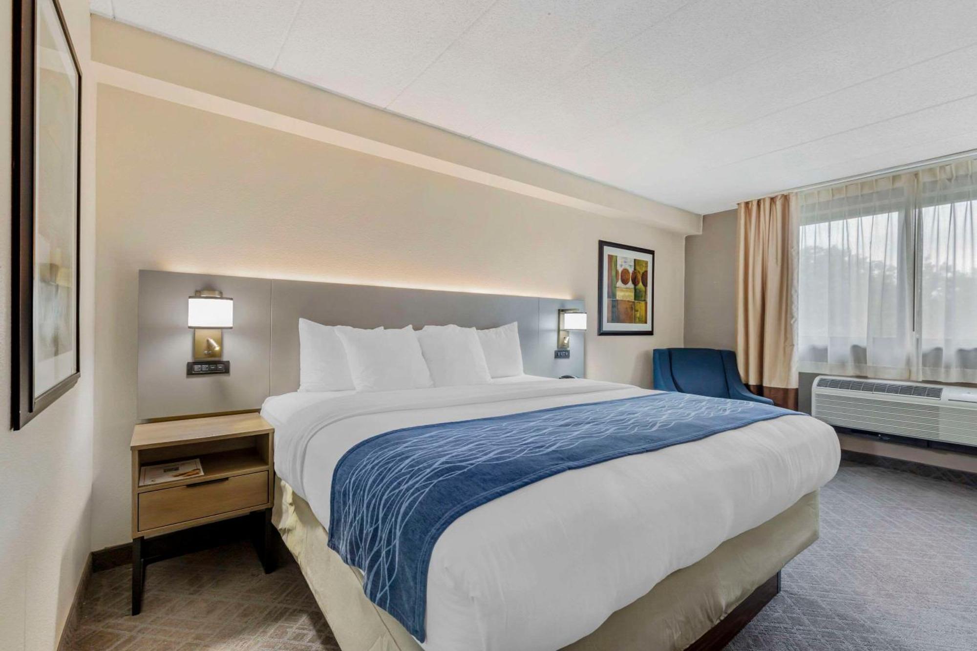 Comfort Inn Herndon-Reston Ngoại thất bức ảnh