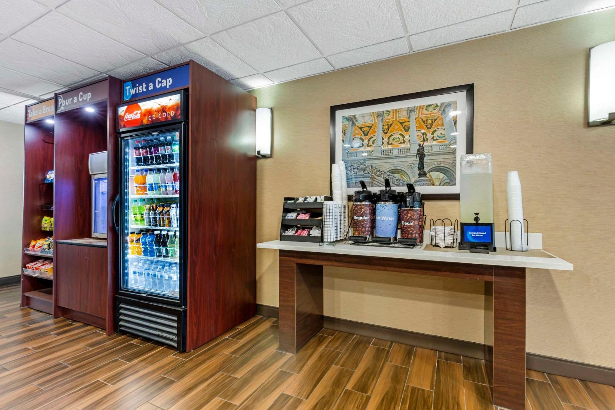 Comfort Inn Herndon-Reston Ngoại thất bức ảnh